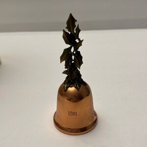 Vintage Copper Christmas Bell with Brass Holly Leaves dated 1981